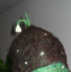 Mütze mit Schneeglöckchen